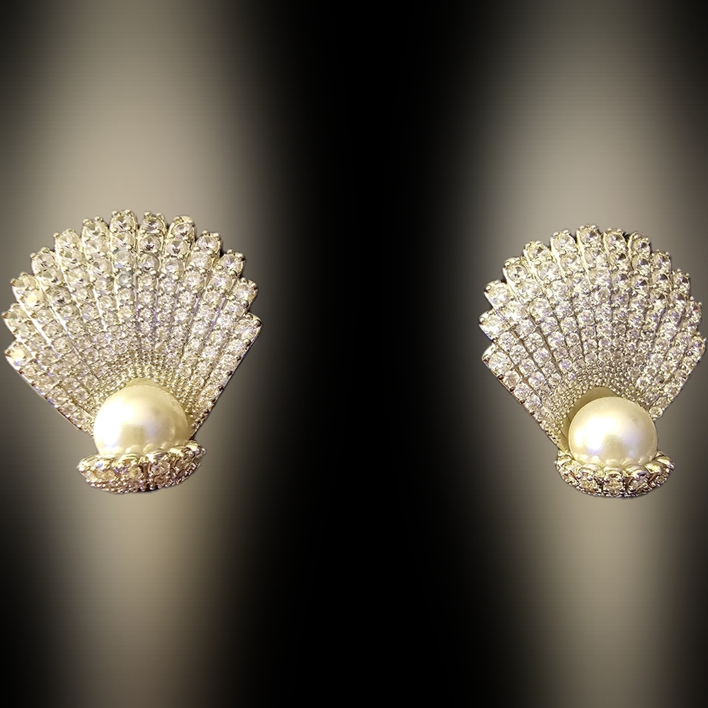 Shell pearl earrings with CZ